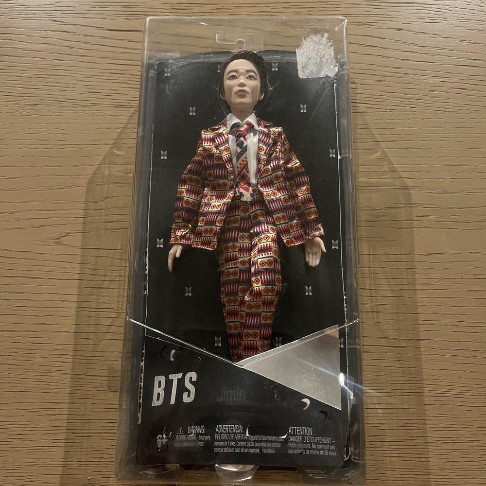 MATTEL BTS JIMIN IDOL DOLL K-POP 11'' COLLECTIBLE WITH ORIGINAL BOX